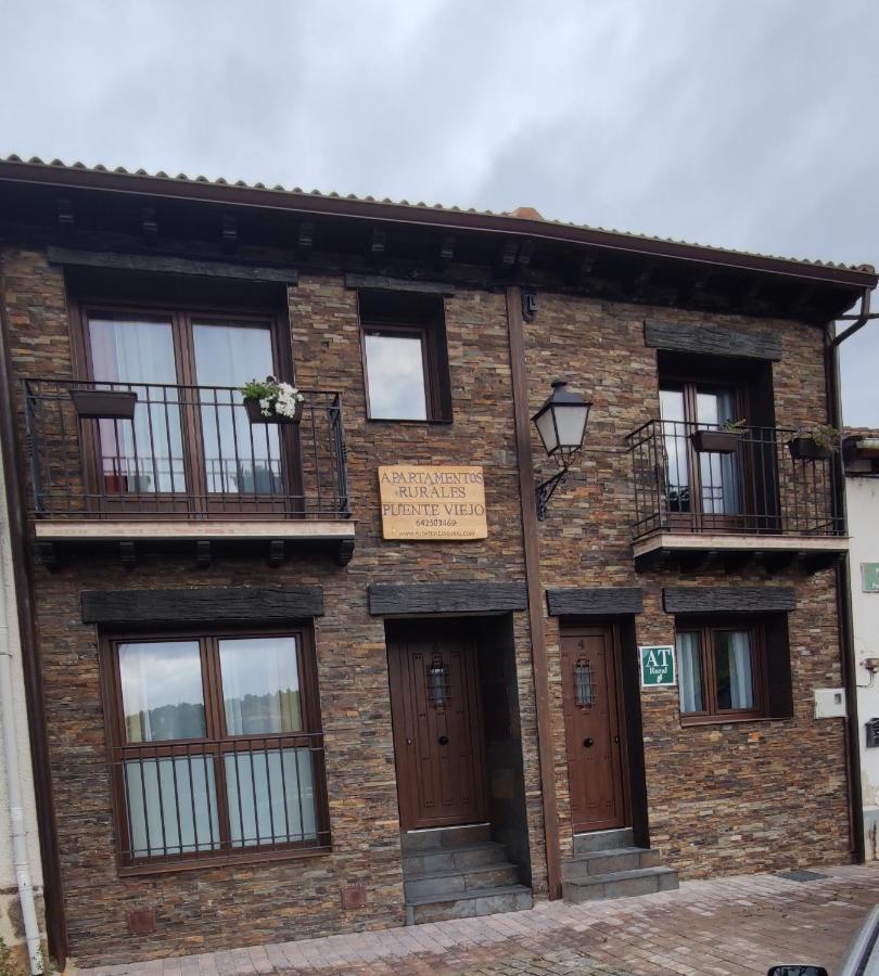 ブイトラゴ・デル・ロソヤPuente Viejo De Buitrago Casa Encinaアパートメント エクステリア 写真